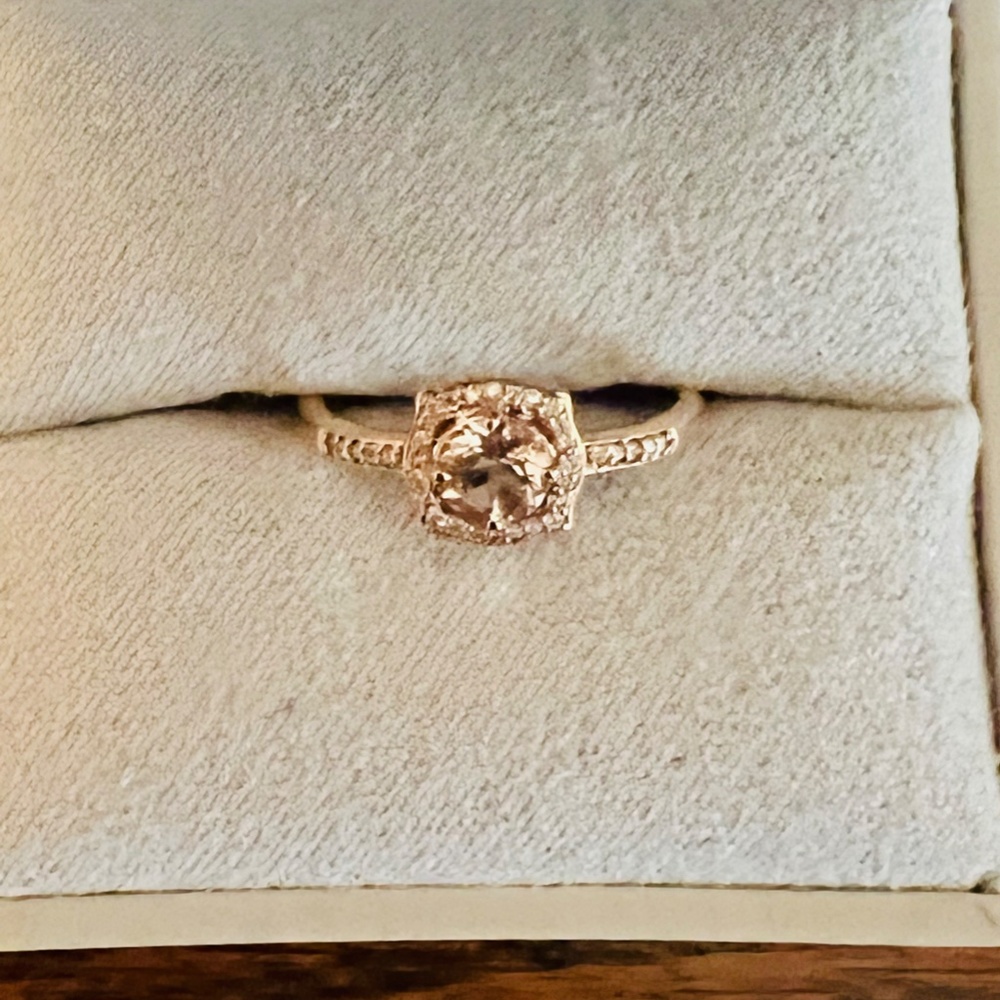 NEW Genuine Morganite & Diamond Ring 14K Rose Gold Size 7